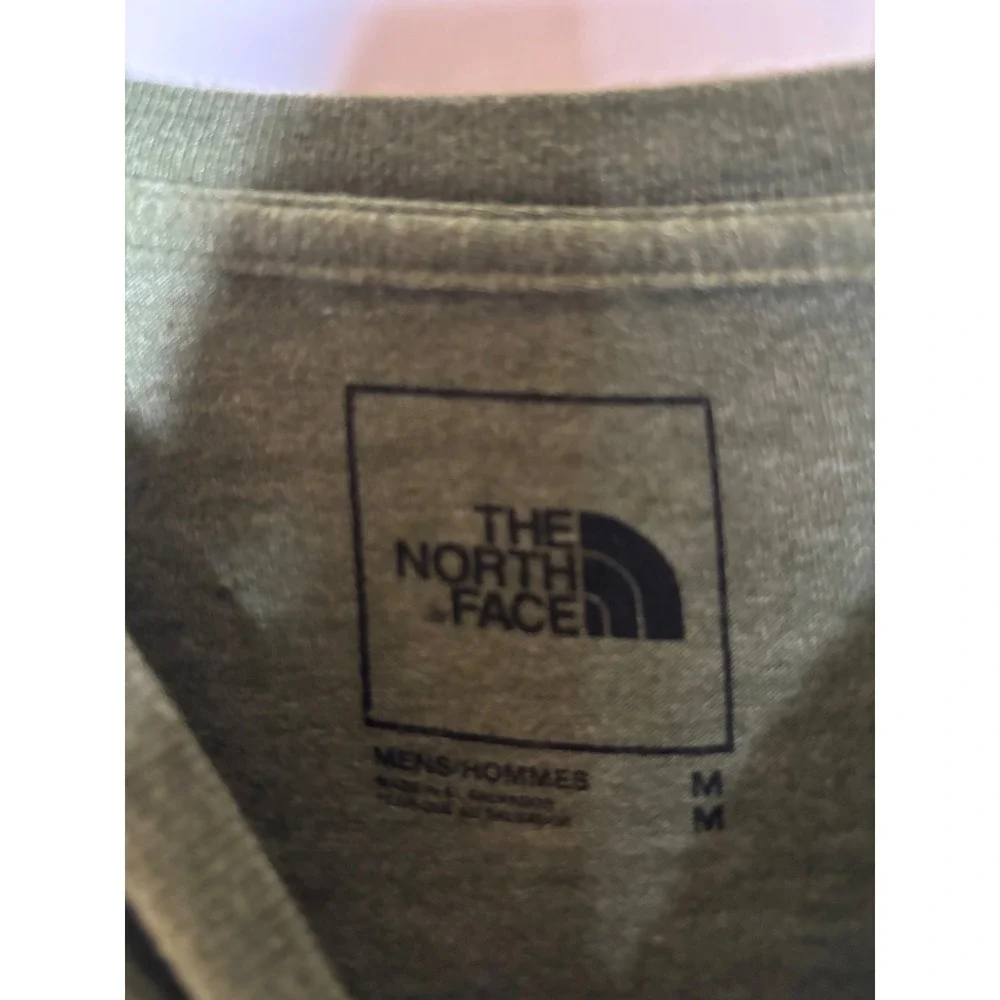 The North Face Mens Long Sleeve Bear Graphic Tee Olive Green‎ Heather Size M